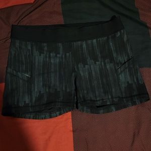 New lululemon Lemon shorts